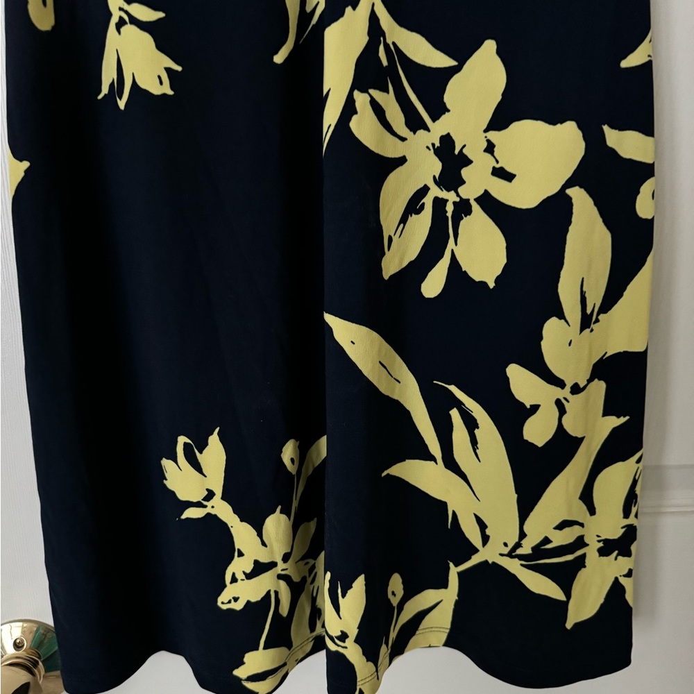 American Living Women's Navy and Yellow Sleeveless Dress (Size 6) - Picture 8 of 8